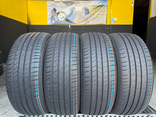 Usato: 4 Pneumatici Kumho Ecsta HS51 215/55R18 95H Estivi 95%-90% residui