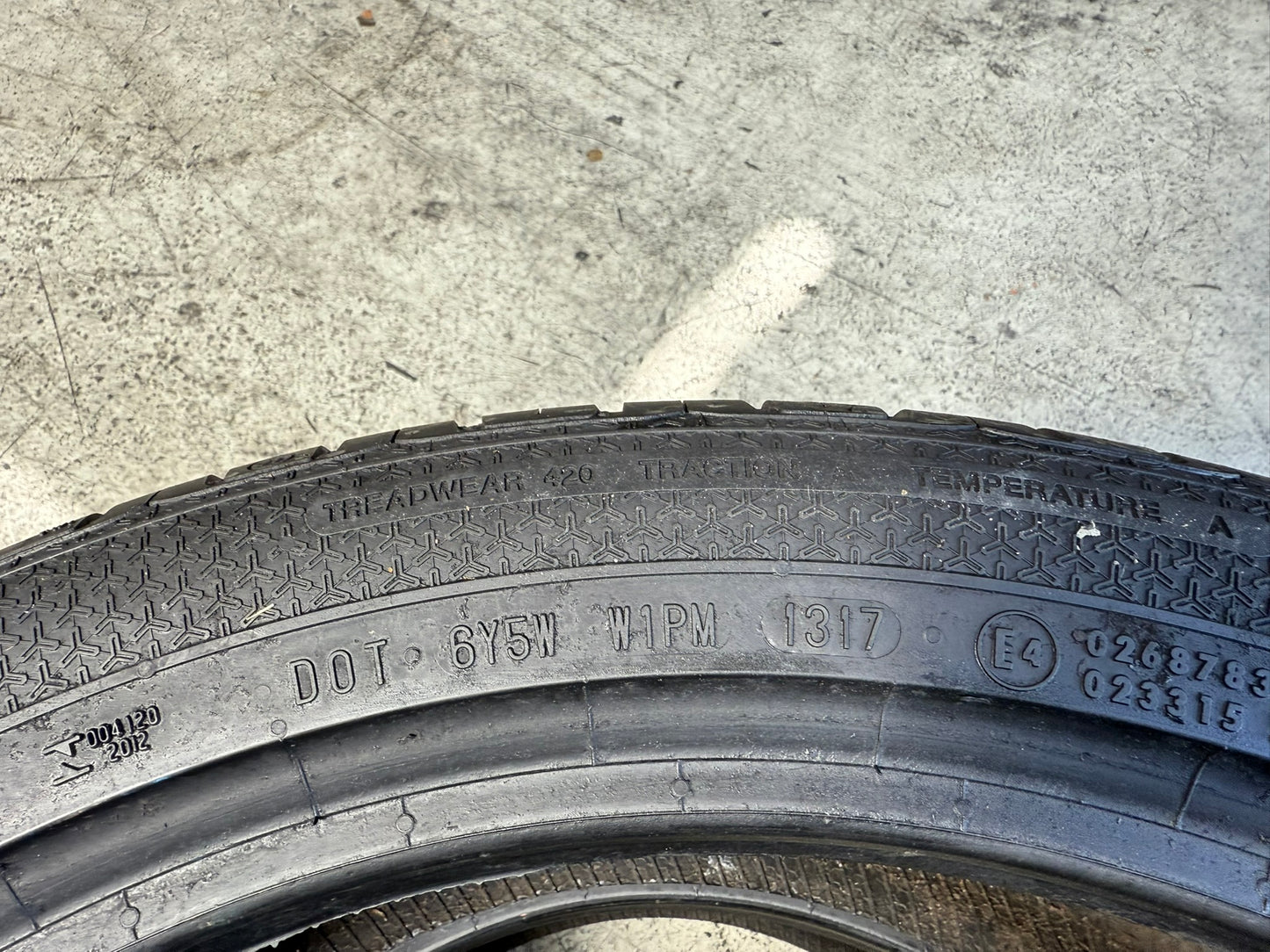 Usato: 2 Gomme 255/40R19 100Y XL Barum Estivo 95% residui