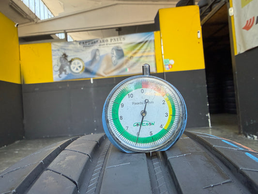 Usato: 2 Pneumatici Goodyear Eagle F1 Asymmetric 5 215/50R18 96W XL Estivi 90% residui