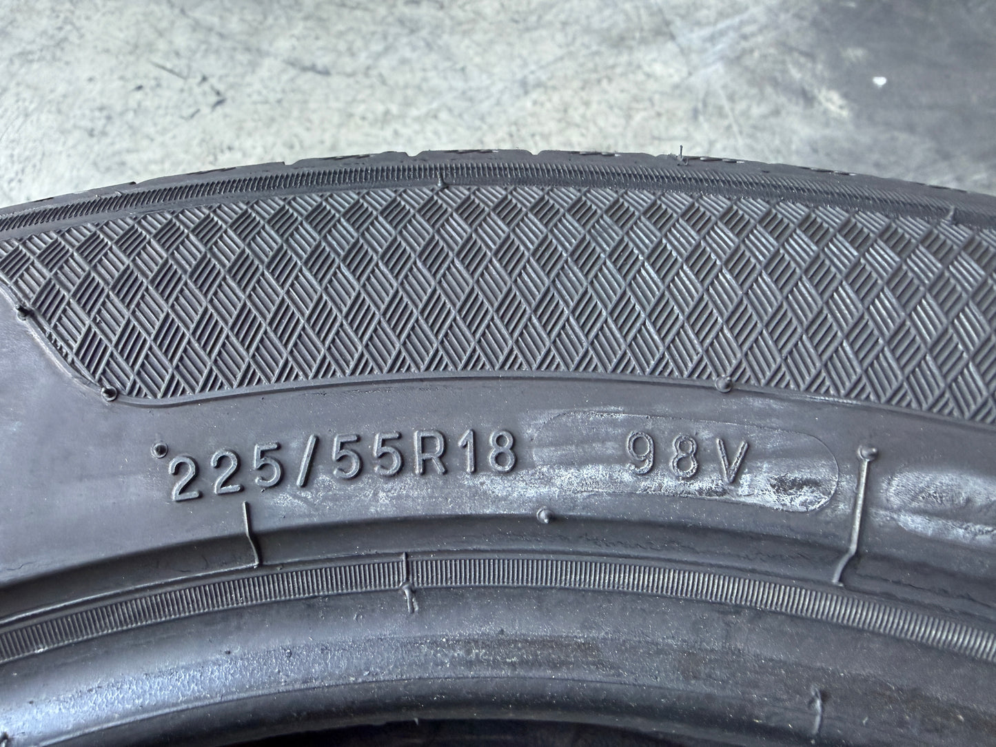 Usato: 2 Pneumatici Kleber Dynaxer SUV 225/55R18 98V Estivi 85% residui