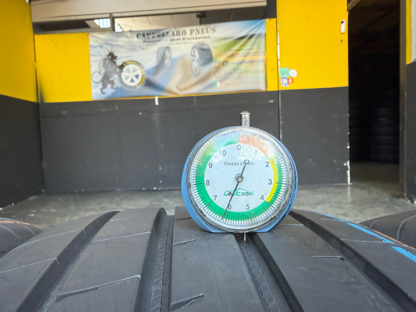 Usato: 4 Pneumatici Goodyear Eagle F1 Asymmetric 5 235/55R18 100V Estivi 90% residui