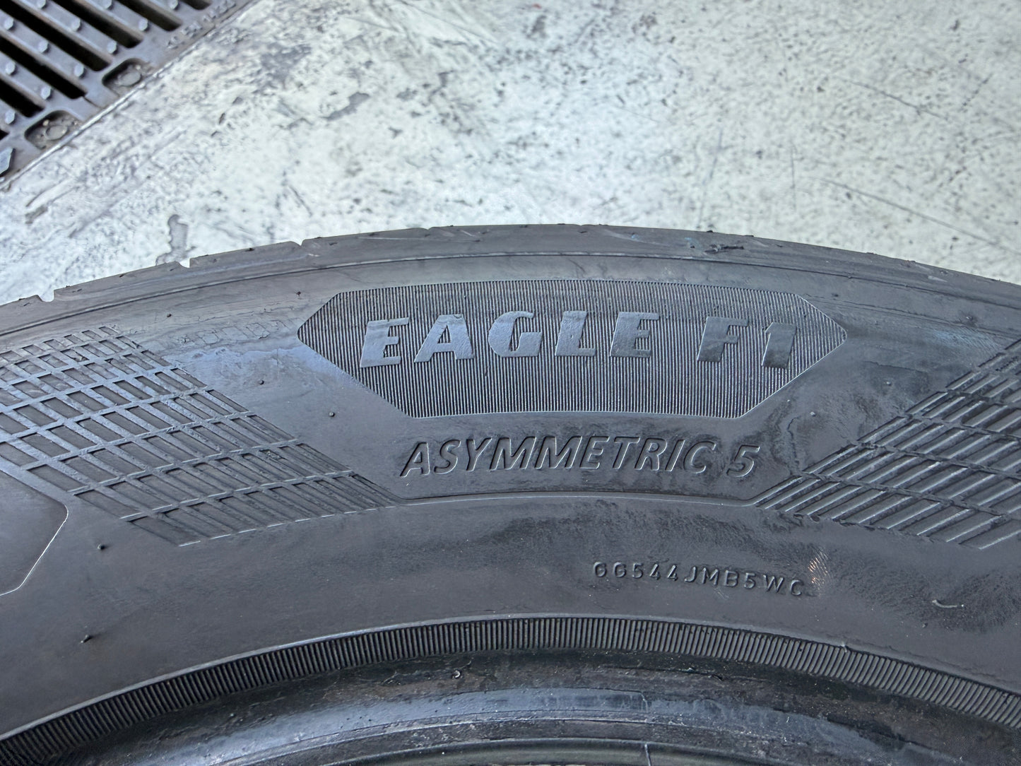 Usato: 4 Pneumatici Goodyear Eagle F1 Asymmetric 5 235/55R18 100V Estivi 90% residui