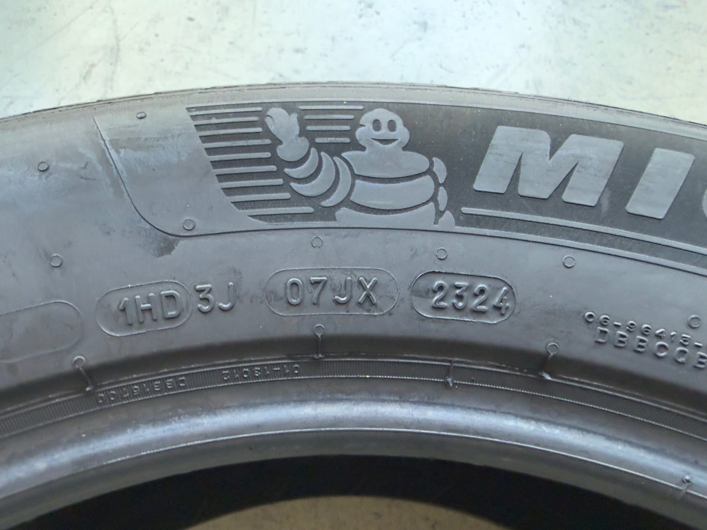 Usato: 4 Pneumatici Michelin e.Primacy 235/55R18 104T XL Estivi 90% residui
