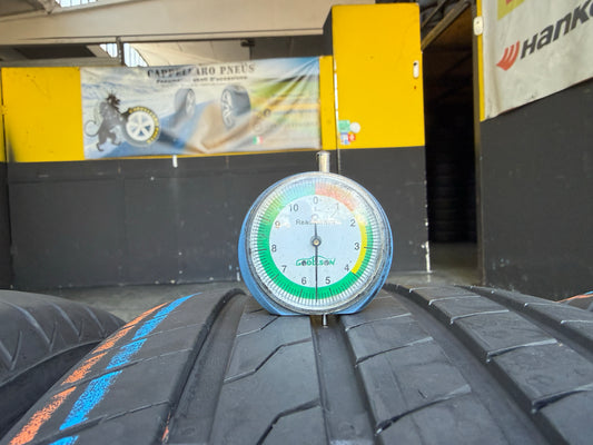 Usato: 4 Pneumatici Firestone Roadhawk 2/Roadhawk 235/55R19 105W XL Estivi 80-85% residui