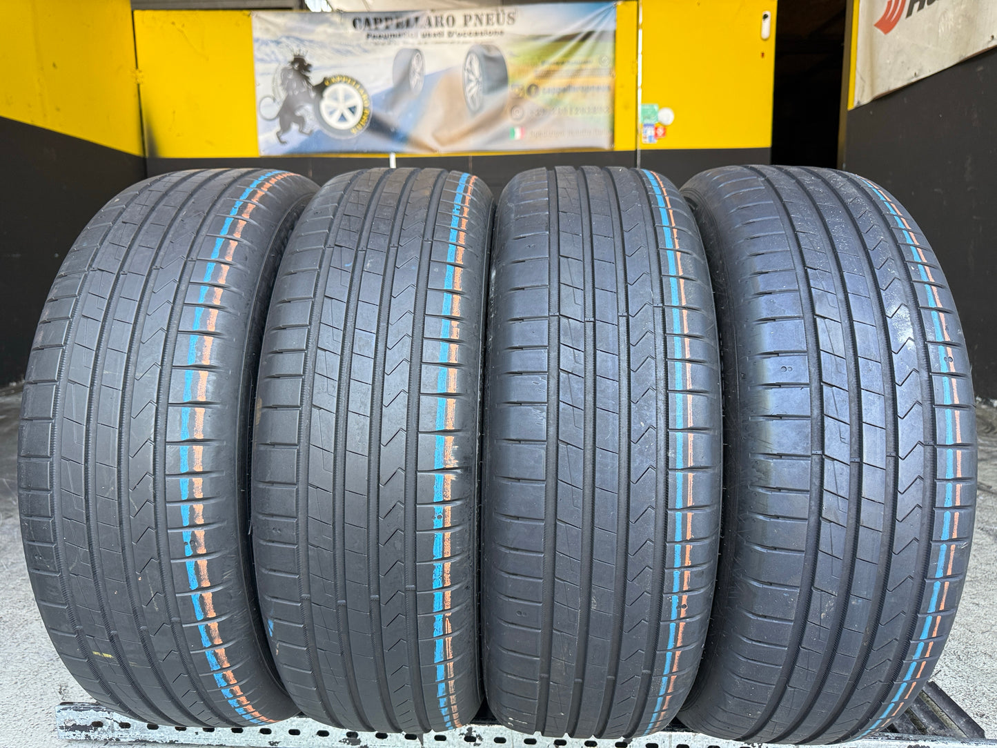 Usato: 4 Pneumatici Hankook Ventus Prime 4 215/65R17 99H Estivi 85% residui