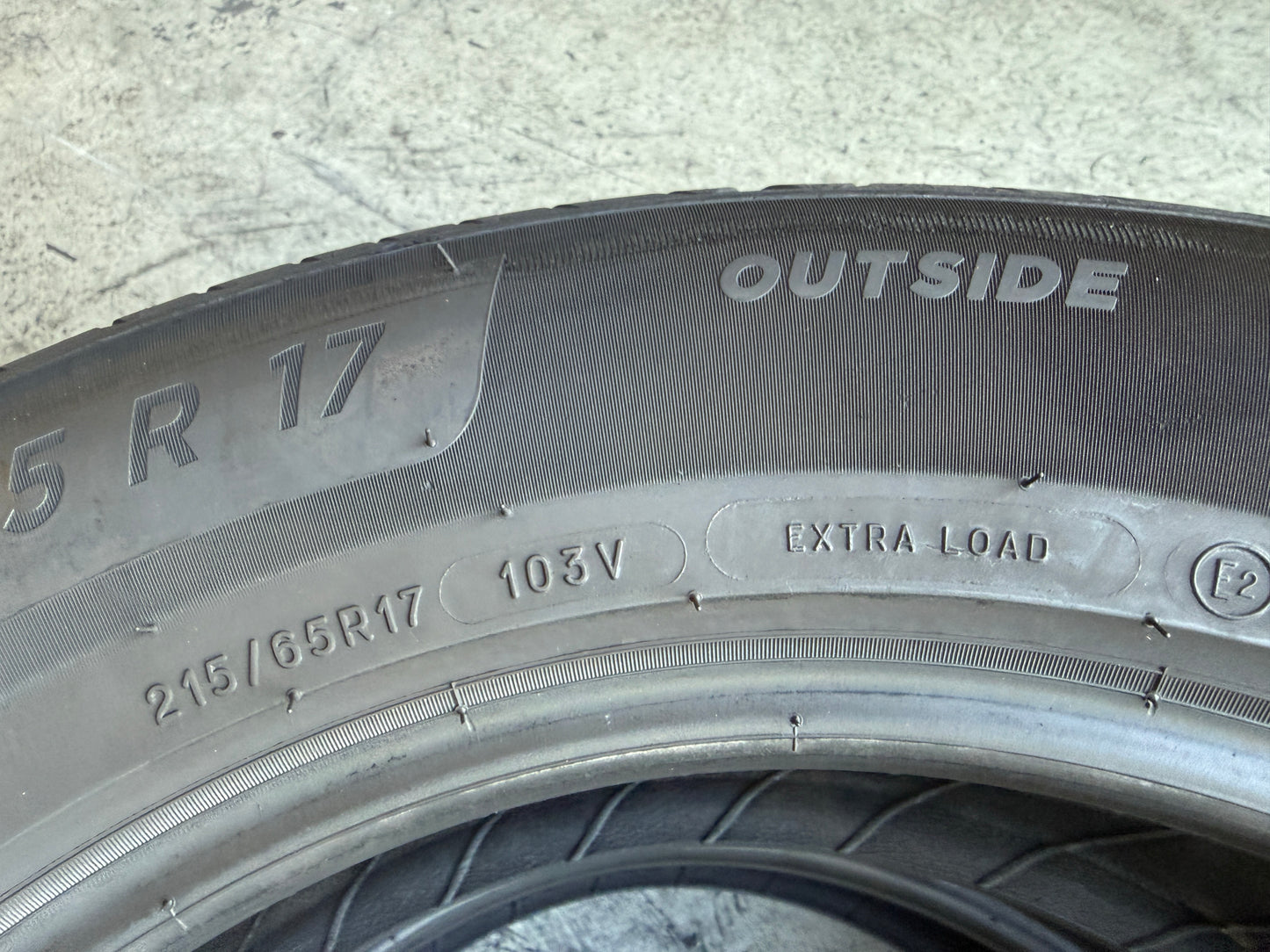 Usato: 2 Pneumatici Michelin Primacy 4 215/65R17 103V XL Estivi 90% residui