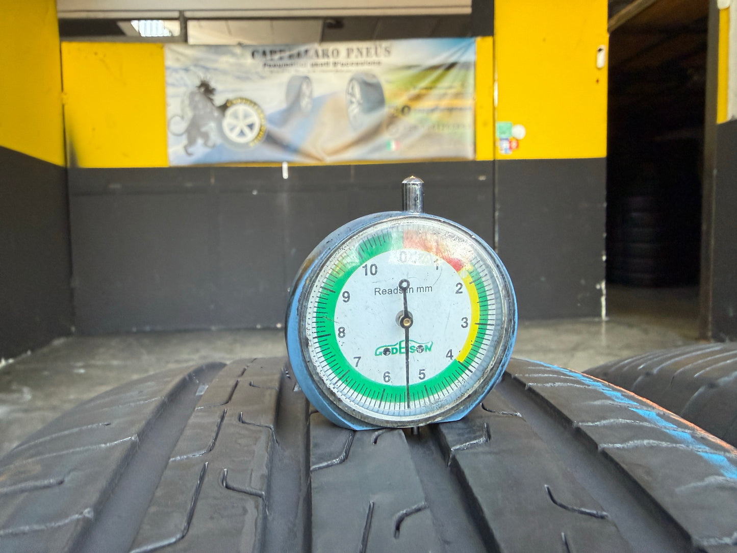 Usato: 4 Pneumatici Continental EcoContact 6 215/60R17 96H Estivi 85% residui