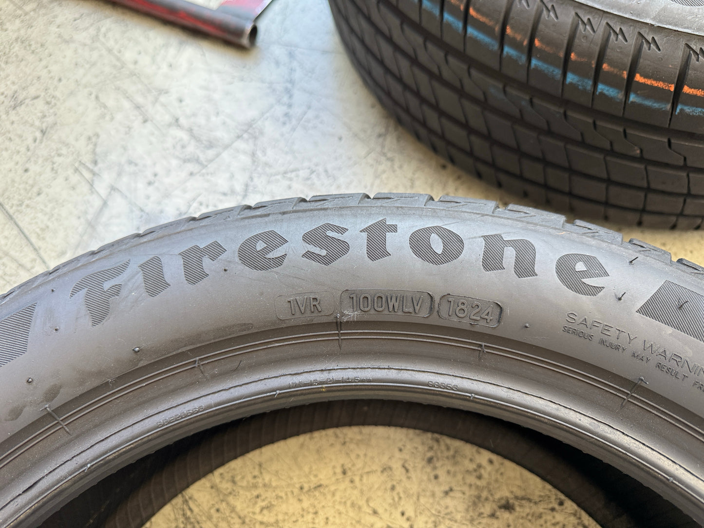 Usato: 4 Pneumatici Firestone Roadhawk 205/55R17 95V XL Estivi 85% residui