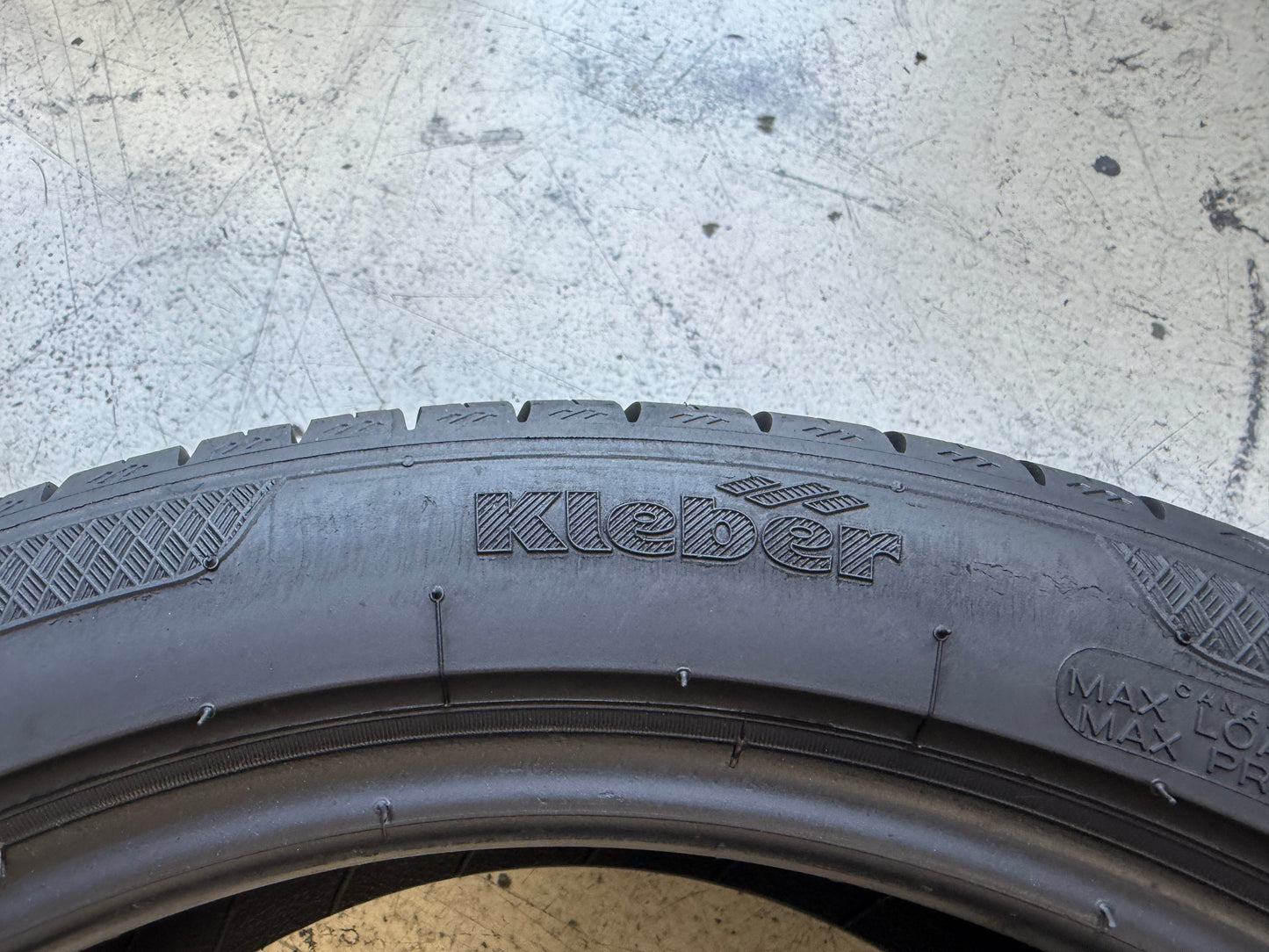 Usato: 4 Pneumatici Kleber Dynaxer UHP 215/45R17 91W XL Estivi 90% residui