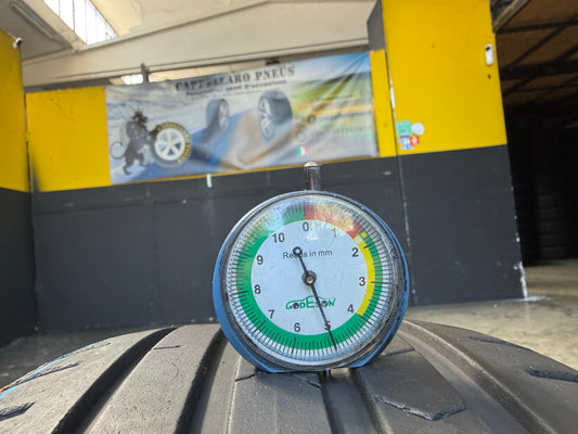Usato: 2 Pneumatici Vredestein Ultrac 215/45R17 91W Estivi 80% residui