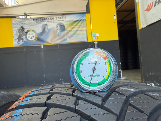 Usato: 4 Pneumatici Firestone Multiseason 205/50R17 93V XL 4 Stagioni 75%-85% residui