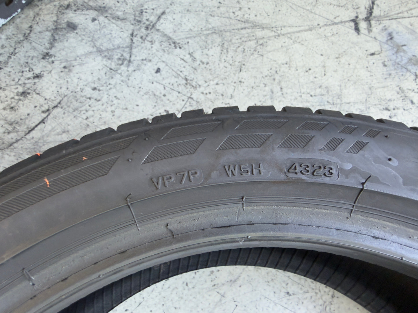 Usato: 4 Pneumatici Firestone Multiseason 205/50R17 93V XL 4 Stagioni 75%-85% residui