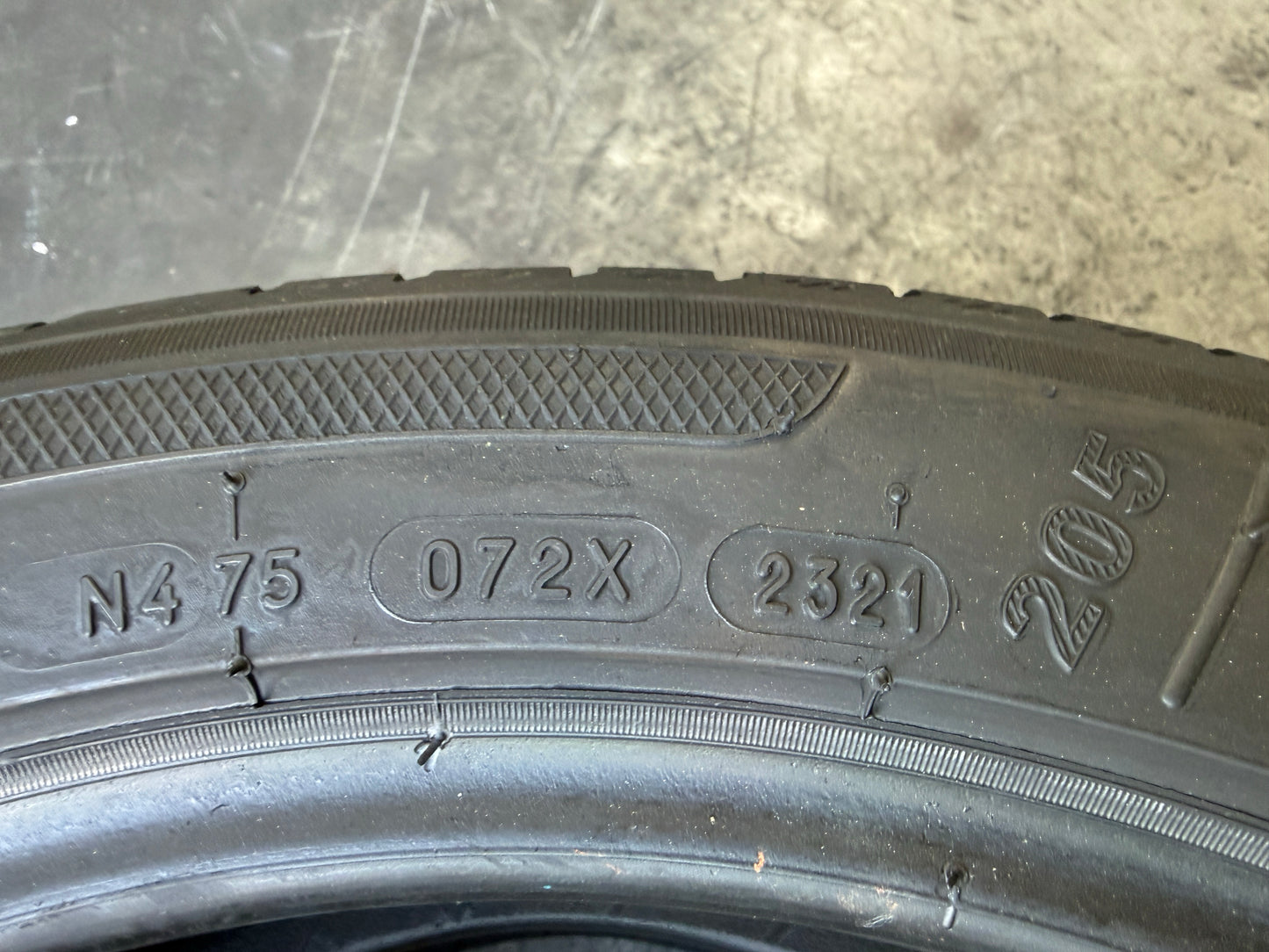 Usato: 2 Pneumatici Kleber Dynaxer HP4 205/50R17 89V Estivi 85% residui
