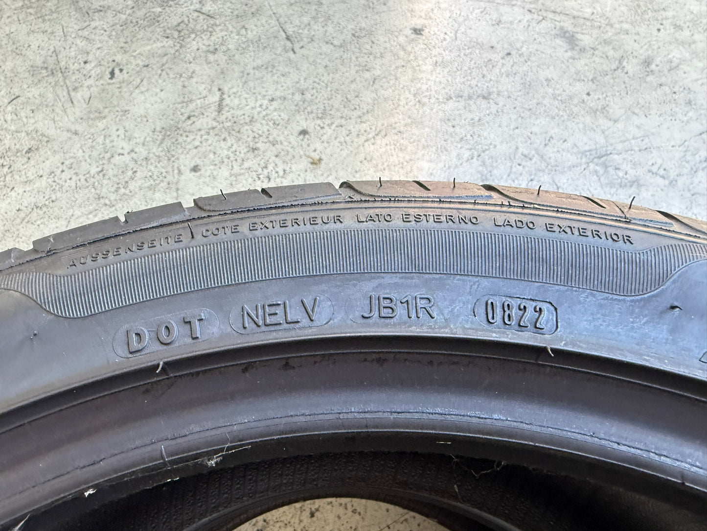 Usato: 2 Gomme 265/40R19 98Y Goodyear Estive 90% residui