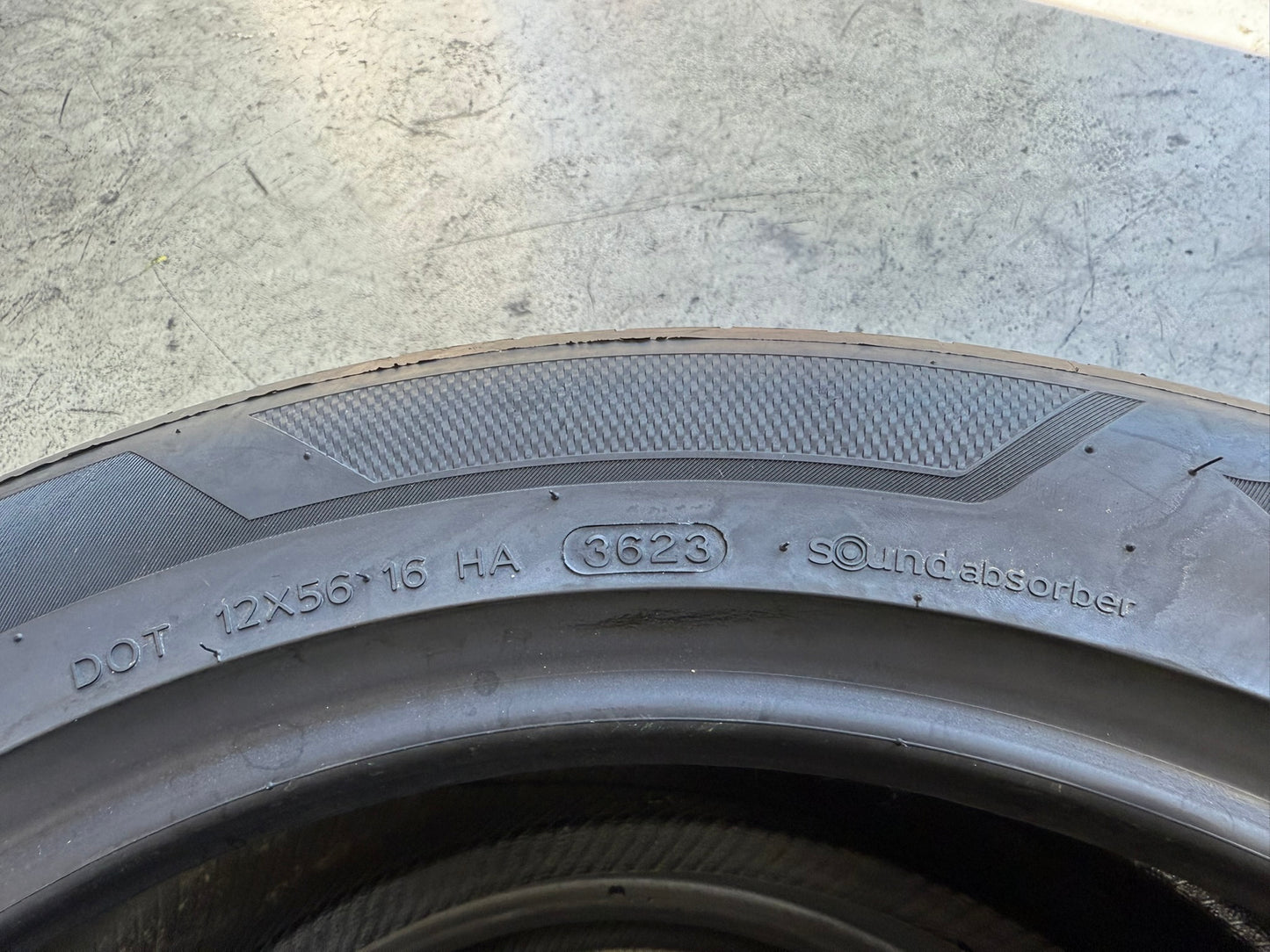 Usato: 2 Gomme 255/45R19 104W XL Hankook Estive 80% residui