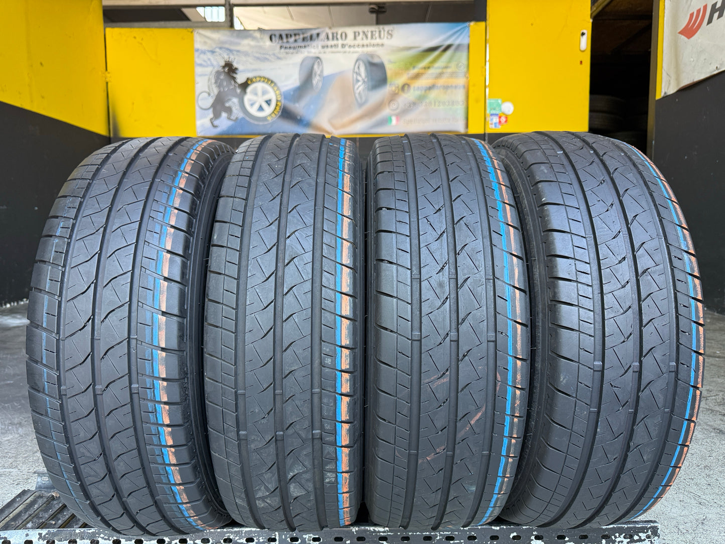 Usato: 4 Pneumatici Bridgestone Duravis R660 225/65R16C 112/110R Estivi 85% residui