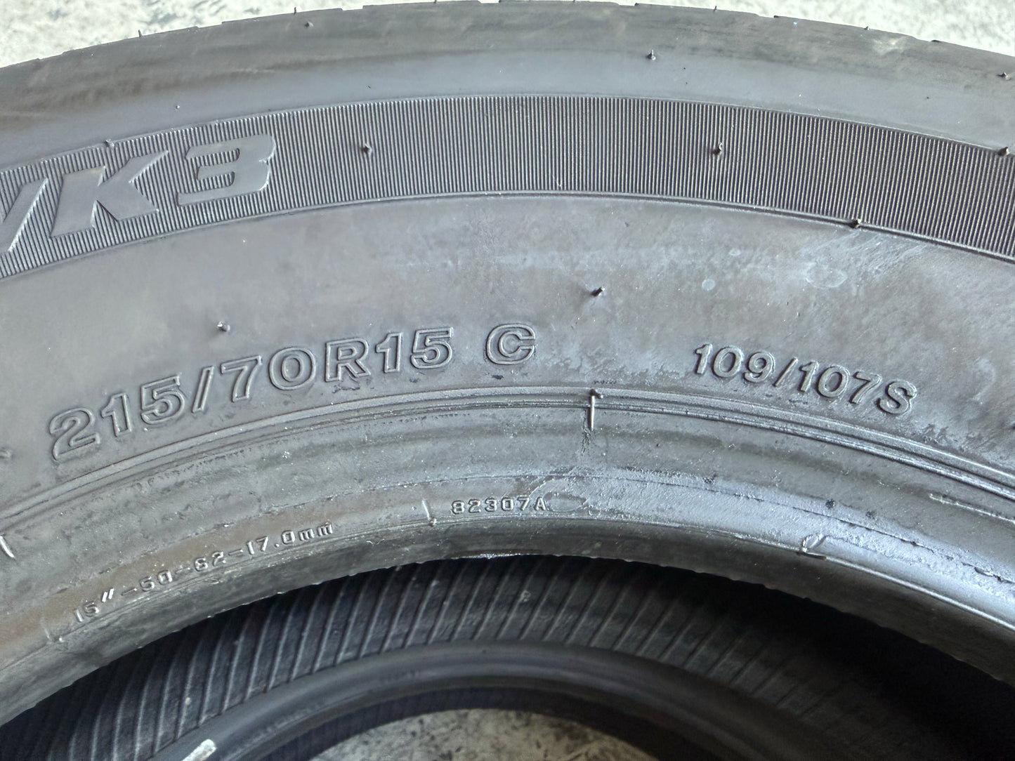 Usato: 2 Pneumatici Firestone Vanhawk 3 215/70R15C 109/107S Estivi 90% residui DOT 2025