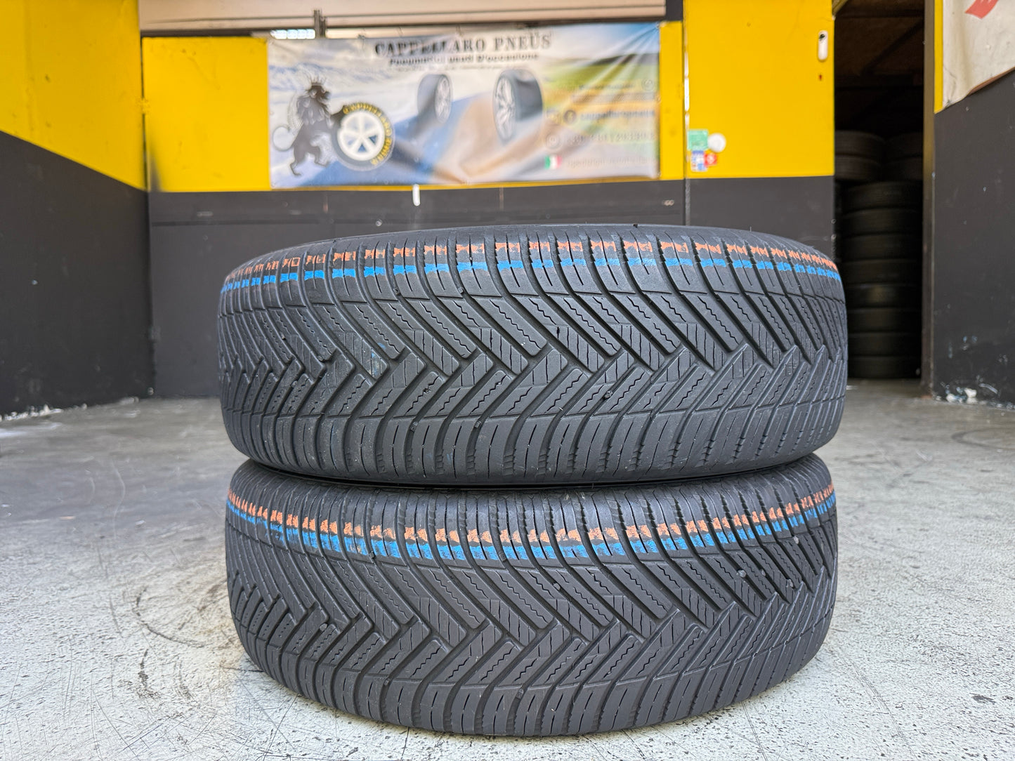 Usato: 2 Pneumatici Hankook Kinergy 4S² 215/65R16 102V XL 4 Stagioni 80% residui