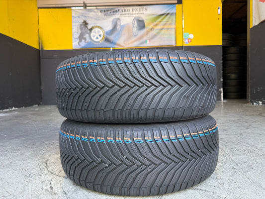Usato: 2 Pneumatici Michelin CrossClimate 2 215/60R16 95V 4 Stagioni 85% residui