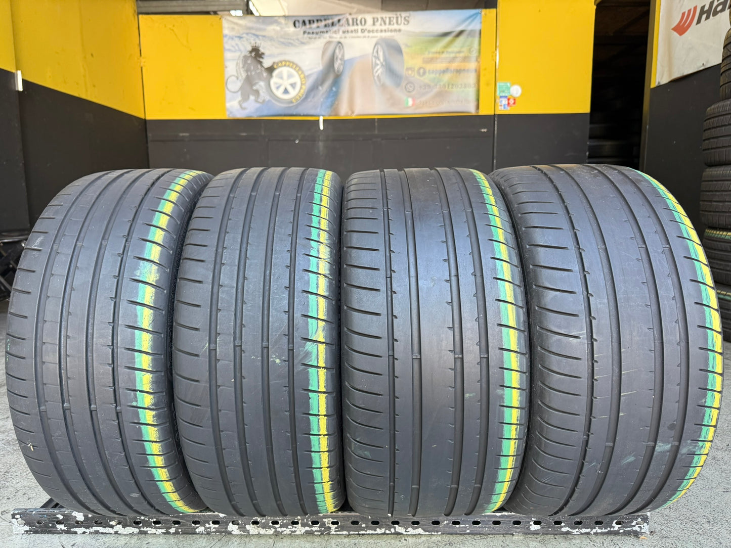 Usato: 4 Gomme 275/30R20 97Y + 245/35R20 95Y XL Goodyear Runflat Estive 80% residui