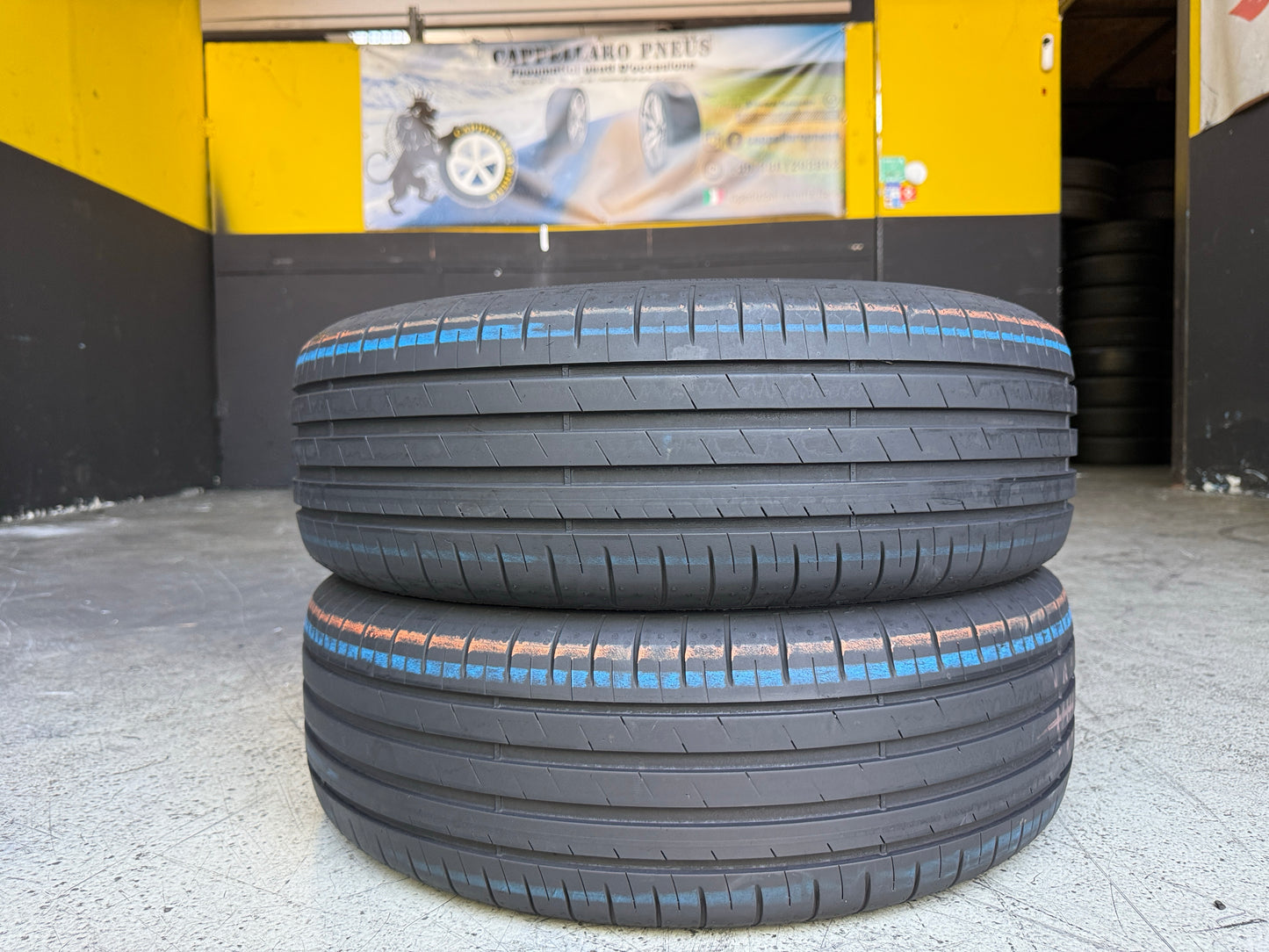 Usato: 2 Pneumatici Goodyear EfficientGrip Performance 205/60R16 92V Estivi 85% residui