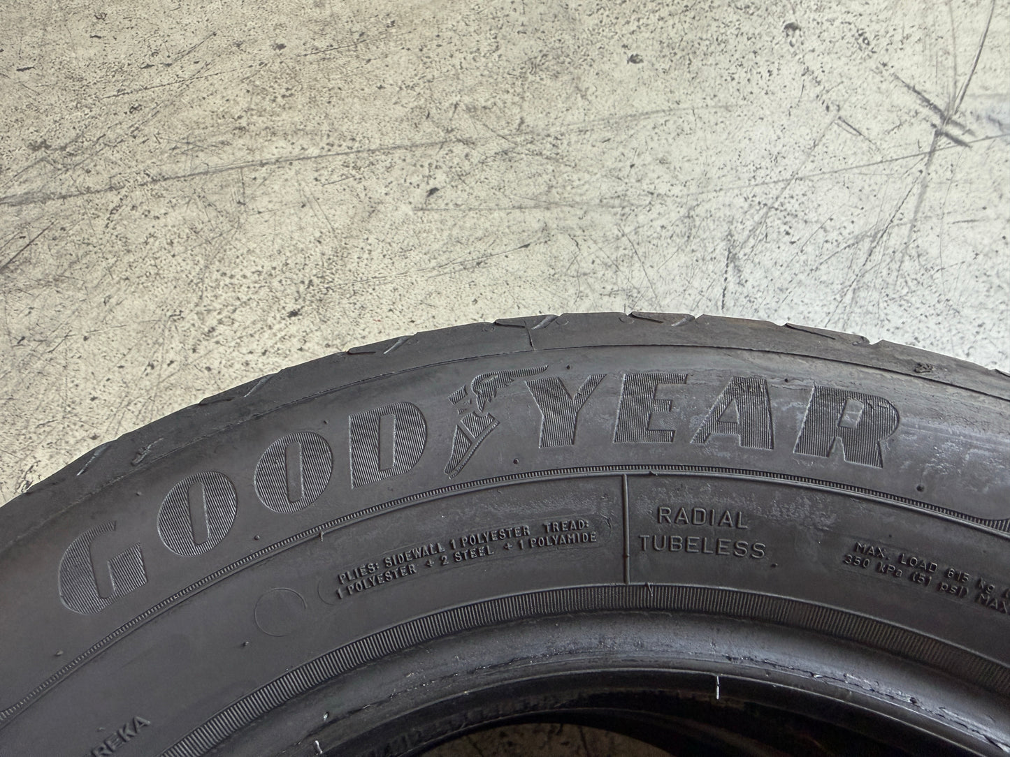 Usato: 2 Pneumatici Goodyear EfficientGrip Performance 2 195/65R15 91V Estivi 90% residui