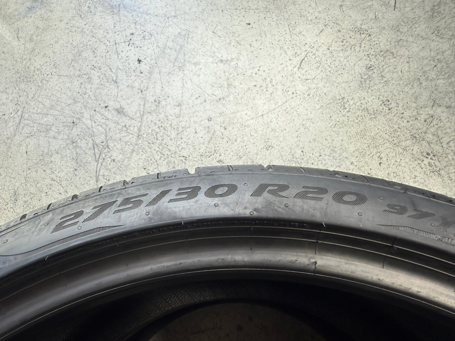 Usato: 2 Gomme 275/30ZR20 97Y XL Pirelli Estive 95% residui