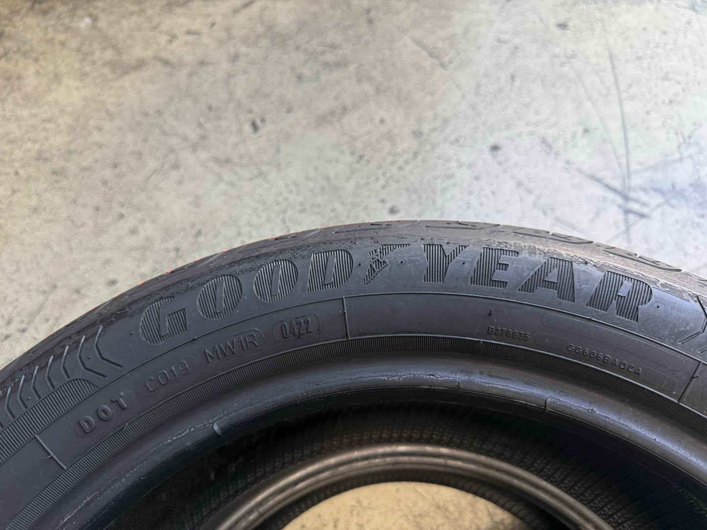 Usato: 2 Pneumatici Goodyear EfficientGrip Performance 195/55R16 87H Estivi 90% residui