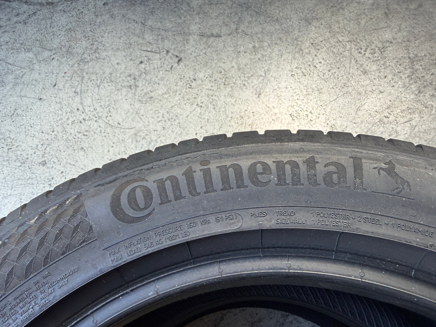 Usato: 2 Pneumatici Continental UltraContact 195/55R16 87V Estivi 90% residui