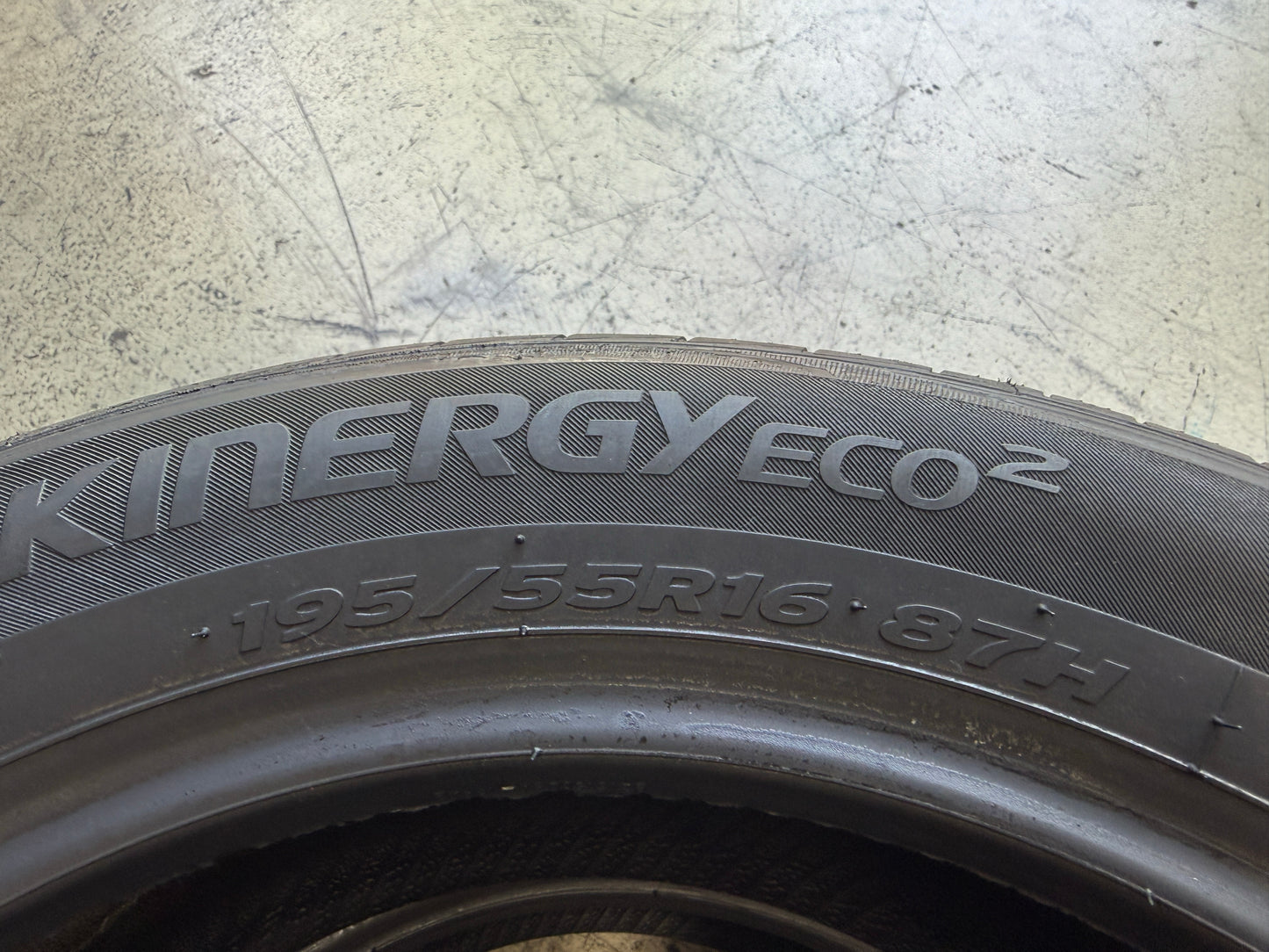 Usato: 2 Pneumatici Hankook Kinergy Eco 2 195/55R16 87H Estivi 90% residui