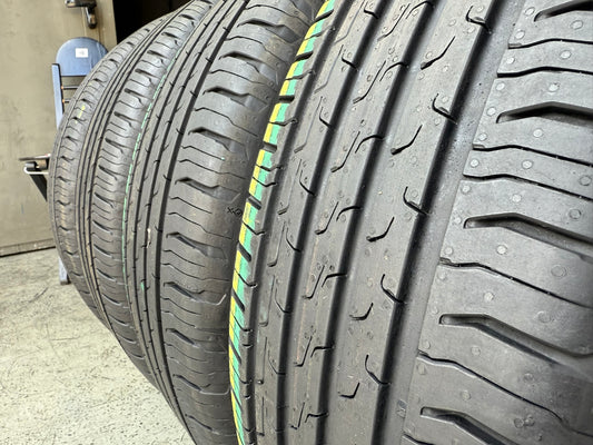 Nuovo: 4 Gomme 215/65R17 99V Continental EcoContact 6 Estive