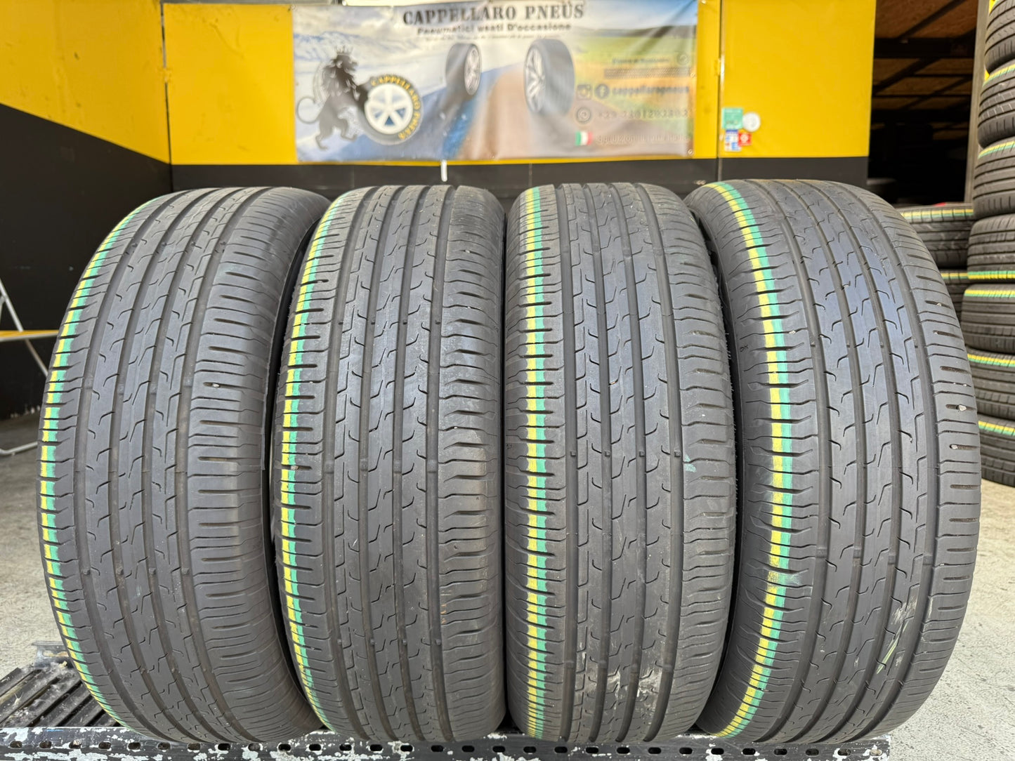 Usato: 4 Gomme 215/60R17 96H Continental Estive 90% residui