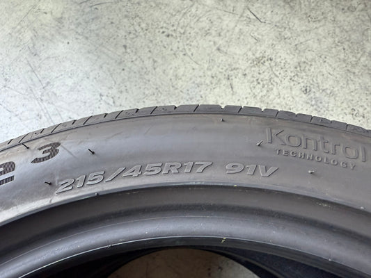 Usato: 2 Gomme 215/45R17 91V XL Hankook Estive 80% residui