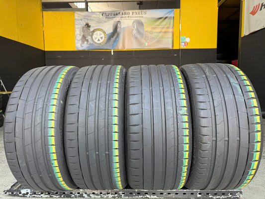 Usato: 4 Gomme 225/40R19 93Y e 255/35R19 96Y XL Continental Estivo 90% residui