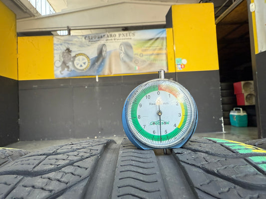 Usato: 4 Gomme 225/40R18 92Y XL Pirelli 4 Stagioni 80% residui