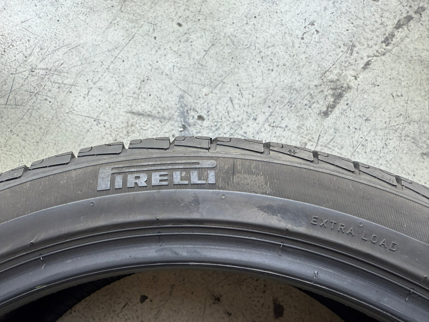 Usato: 4 Gomme 225/40R18 92Y XL Pirelli 4 Stagioni 80% residui
