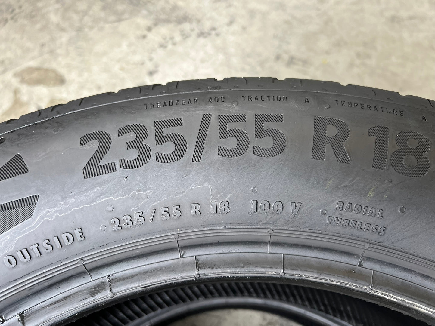 Usato: 2 Gomme 235/55R18 100V Continental estive 80% residui