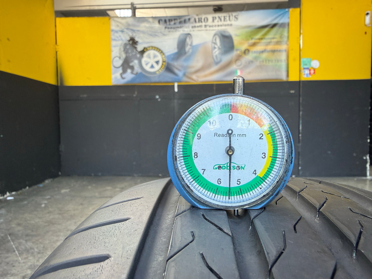 Usato: 2 Pneumatici Continental EcoContact 6 Q 215/60R18 98H Estivi 90% residui