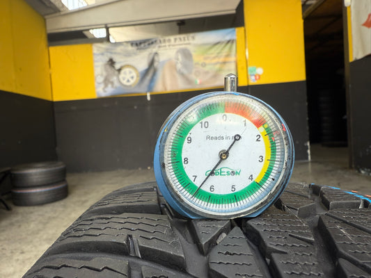 Usato: 2 Gomme 205/55R16 91H Nokian Invernali 90% residui