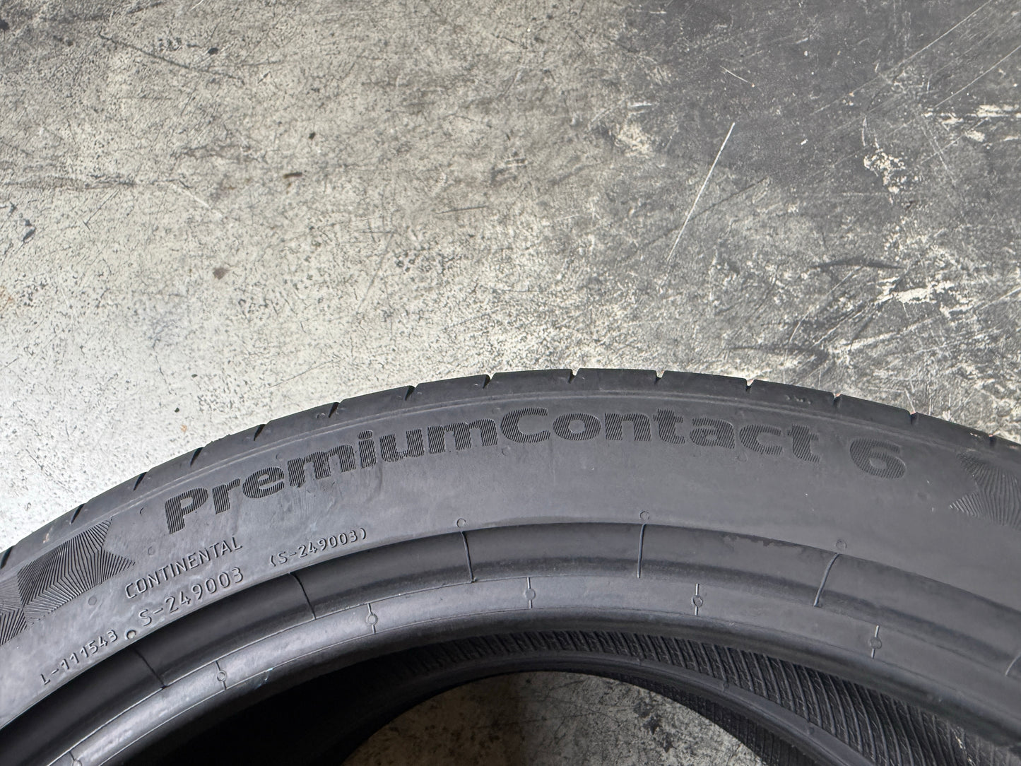 Usato: 2 Pneumatici Continental PremiumContact 6 225/40R18 92W XL FR Estive 80% Residui