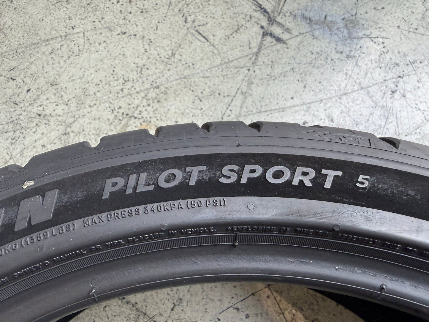 Usato: 2 Pneumatici Michelin Pilot Sport 5 225/40ZR18 92Y XL Estive 75% Residui