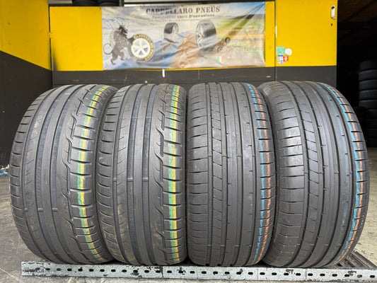 Usato: 4 Pneumatici Dunlop Sport Maxx RT + Sport Maxx RT2 225/40R18 92Y XL Estive 90-95% Residui