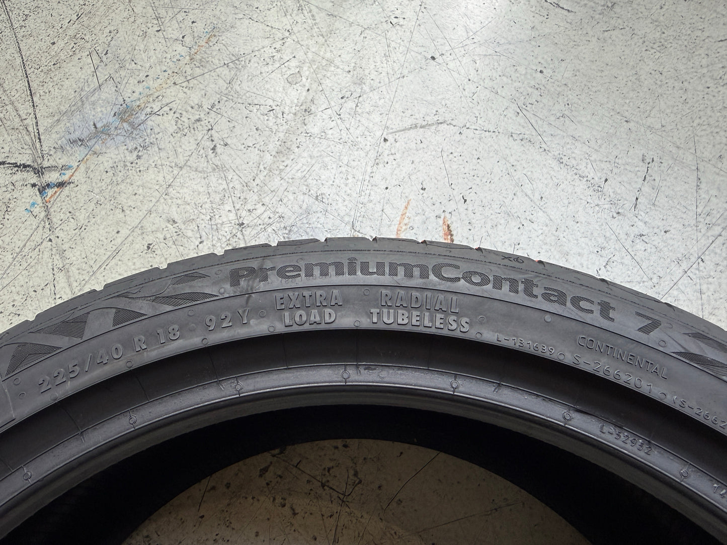 Usato: 4 Pneumatici Continental PremiumContact 7 XL FR EVc 225/40R18 92Y Estive 85% Residui