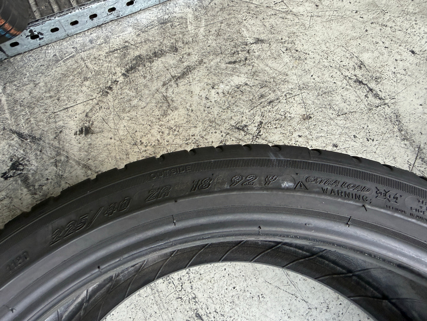 Usato: 4 Pneumatici Michelin Pilot Sport 4 S + Pilot Sport 3 XL 225/40R18 92Y Estive 80% Residui