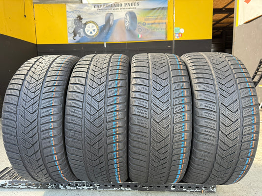 Usato: 4 Gomme 235/40R19 96V XL Pirelli Invernali 80-90% residui