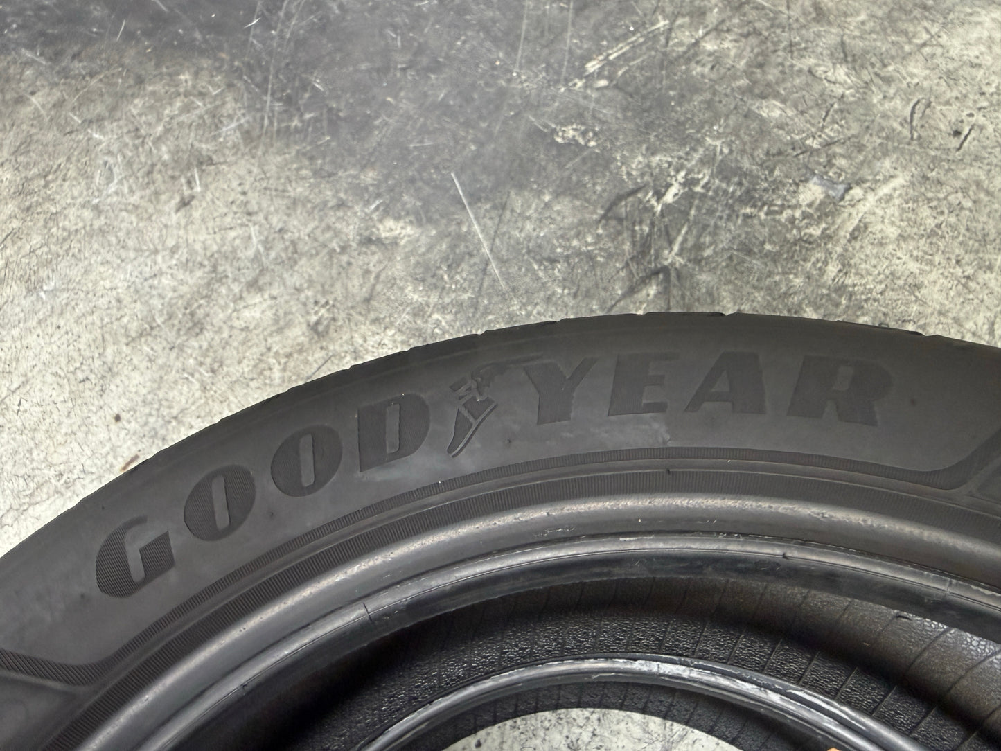 Usato: 2 Pneumatici Goodyear EfficientGrip Performance 2 205/50R17 93W XL Estive 85% Residui