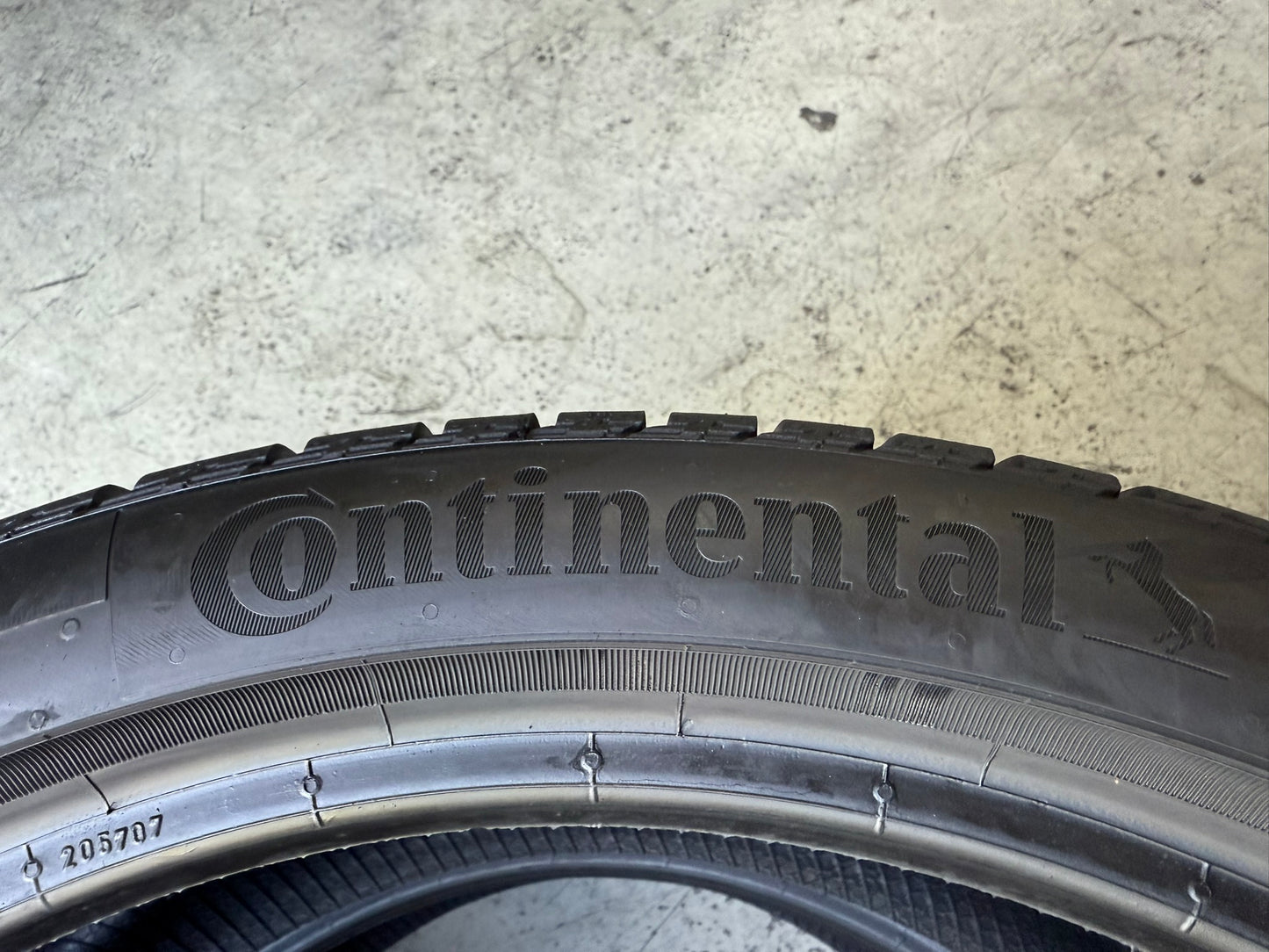 Usato: 2 Gomme 255/35R19 96V XL Continental Invernali Run Flat 85% residui