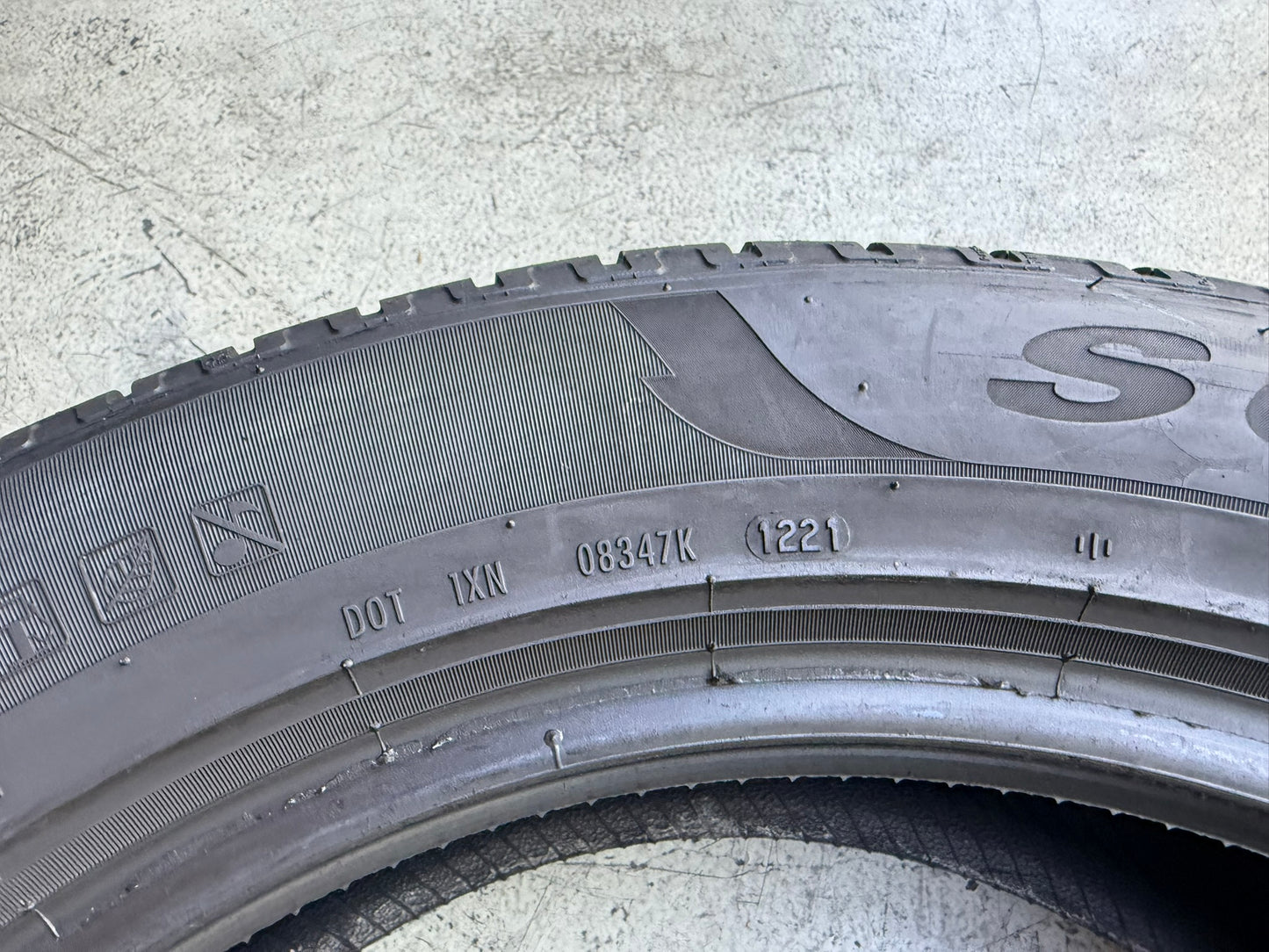 Usato: 4 Gomme 235/55R19 105V XL Pirelli Invernali 80% residui