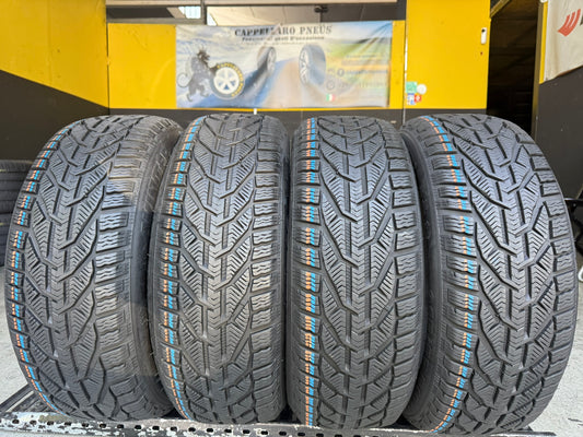 Usato: 4 Gomme 215/55R17 98V XL Taurus Invernali 95% residui