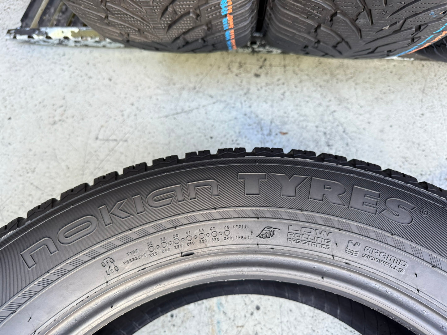 Usato: 4 Gomme 225/60R18 104H XL Nokian Invernali 85% residui